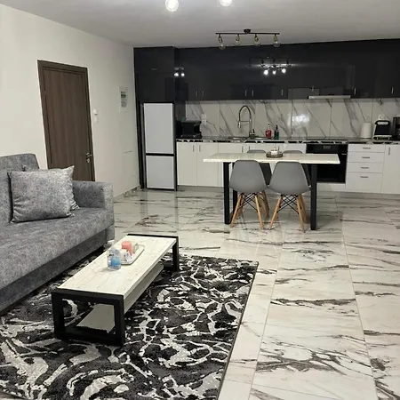 Rata Apartment Agioi Theodoroi